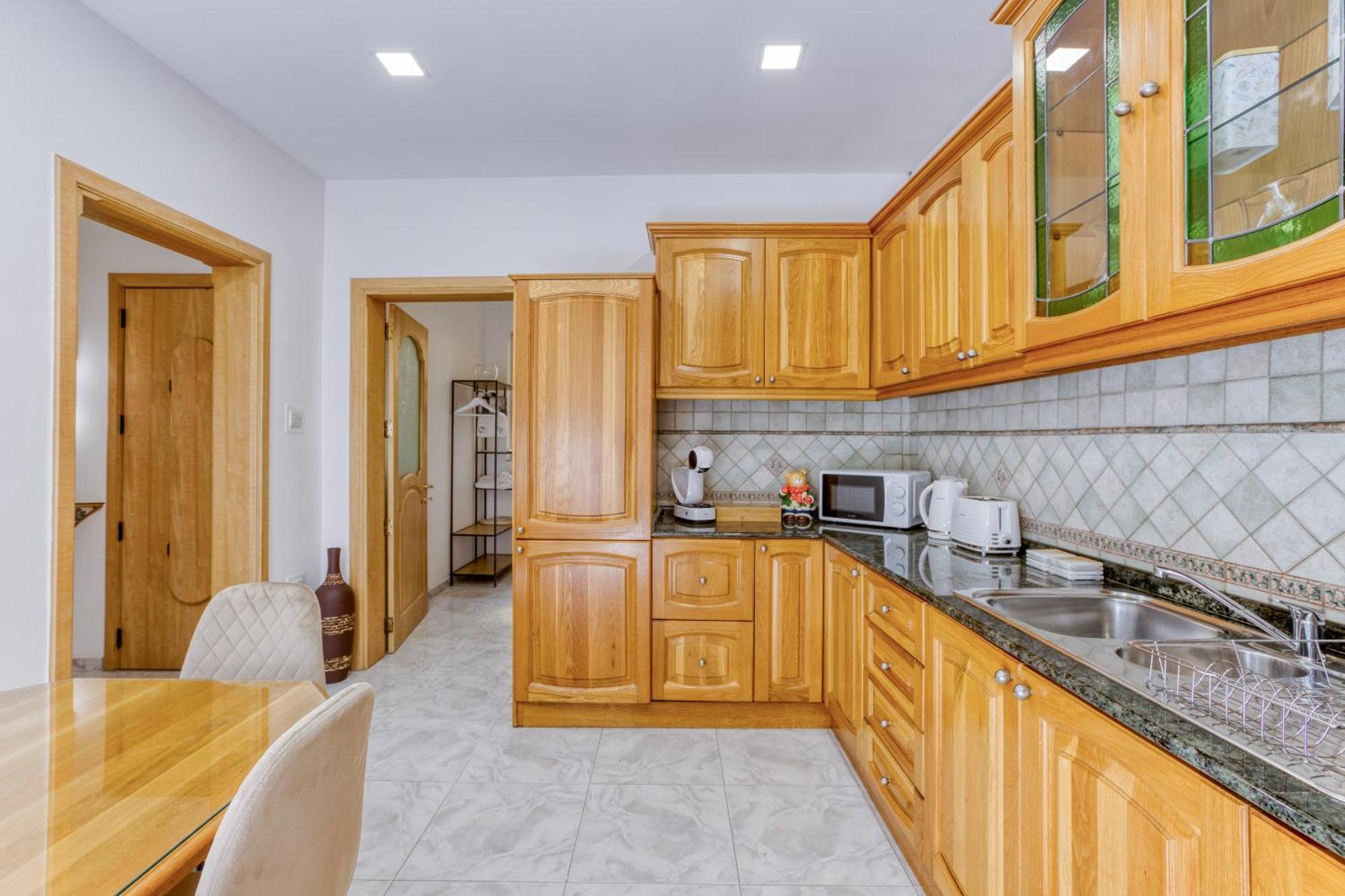 Stylish Valletta Suites Экстерьер фото